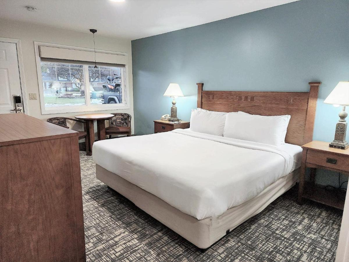 Top Notch Inn Gorham Exterior photo
